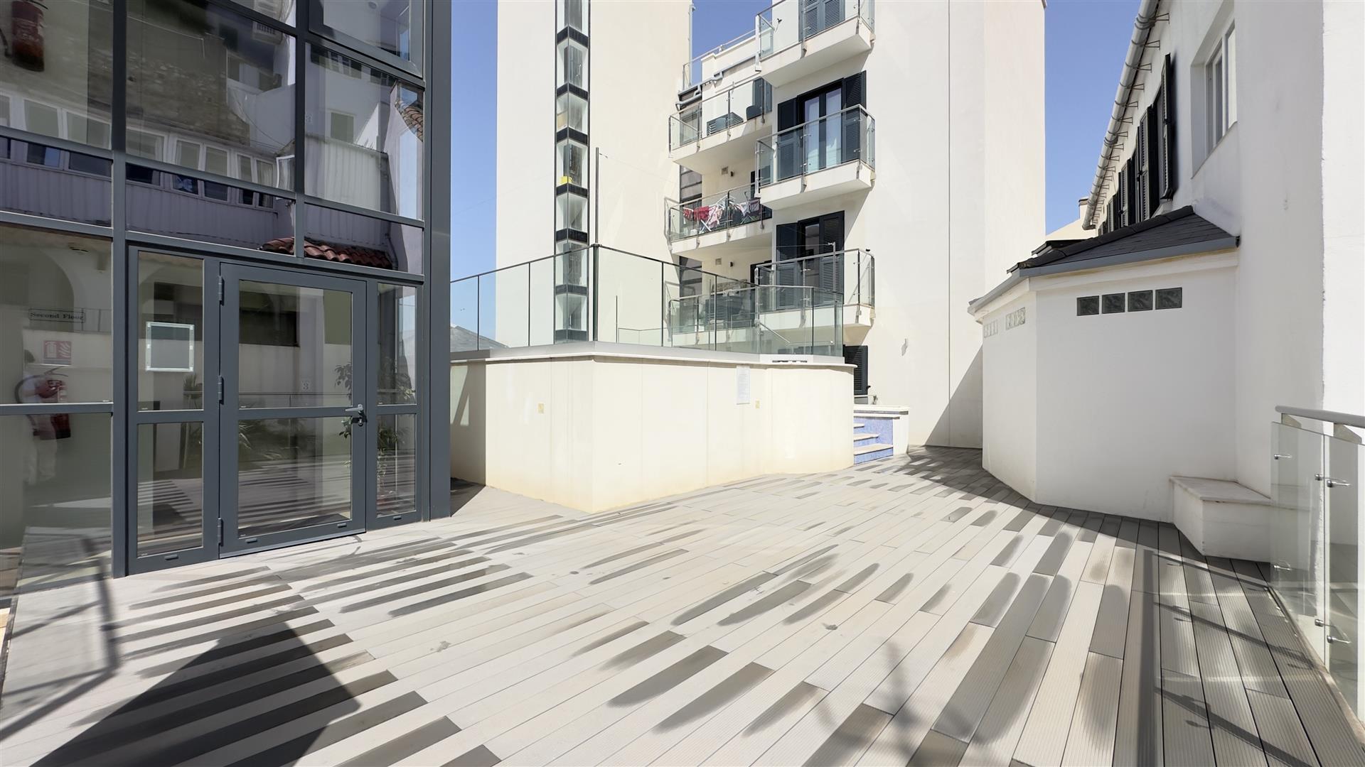 Image of Apartment - 4 Bedrooms - 2 Bathrooms for Sale in Prince Edward's Gate-Gibraltar, Image 27